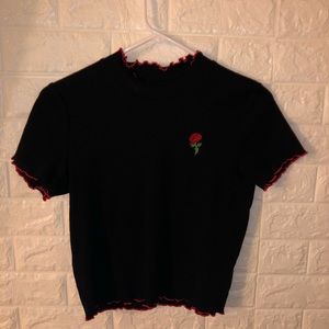 rose cropped tee